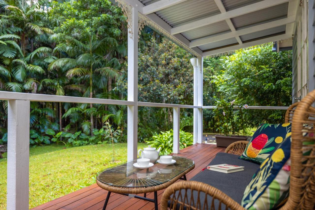 Romantic Cottage, Tamborine Mountain Екстериор снимка