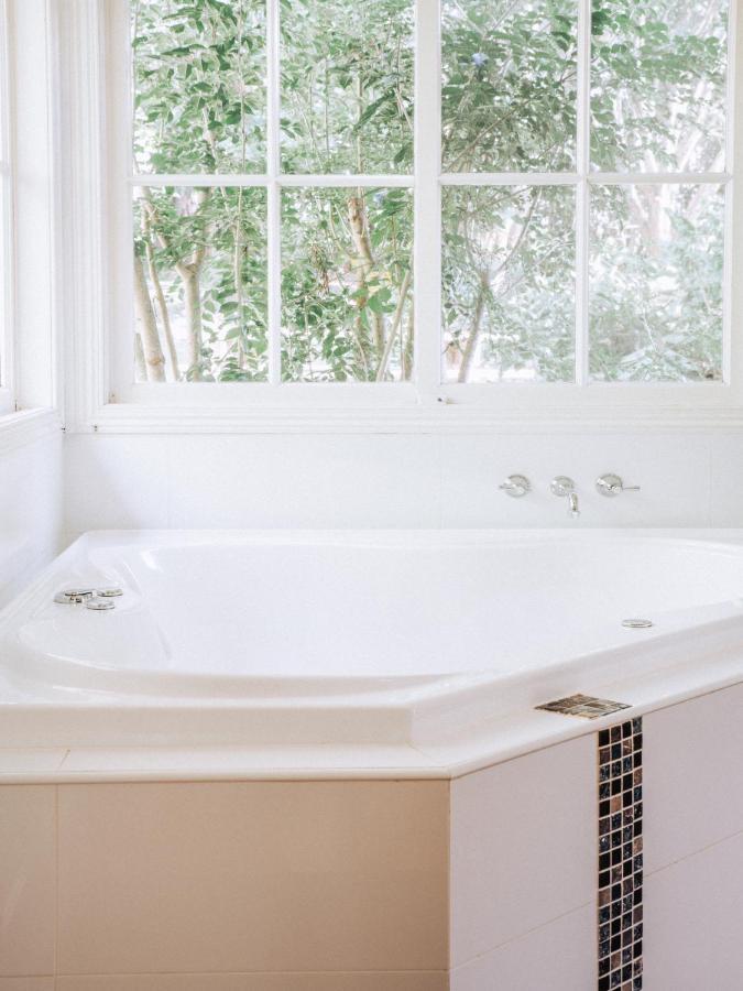 Romantic Cottage, Tamborine Mountain Екстериор снимка